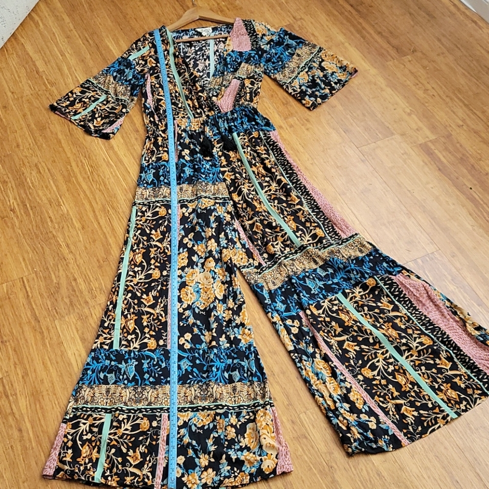 Flowy, wide leg jump suit! - small